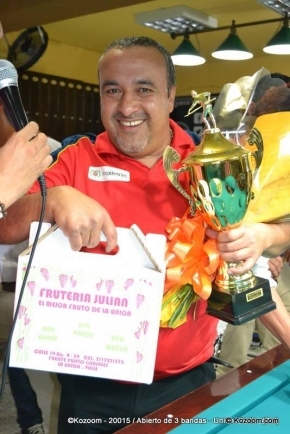 Luis Martínez Gewinner mit erstklassigem Finish