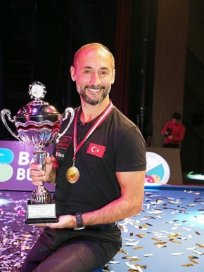 Semih Sayginer gewinnt Grand Prix mit 5 Durchschnitt Finale
