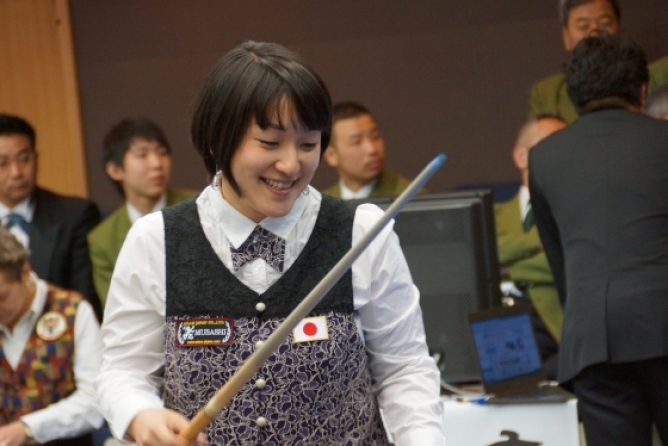 Natsumi Higashiuchi (JPN) heisst die neue Weltmeisterin Dreiband