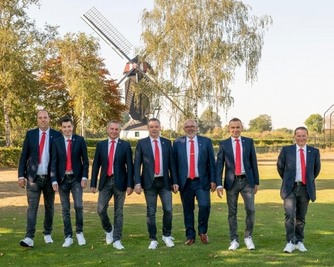 SIS Schoonmaak, Cues&Darts und Bousema Lochem in Play-Offs um niederländischen Titel